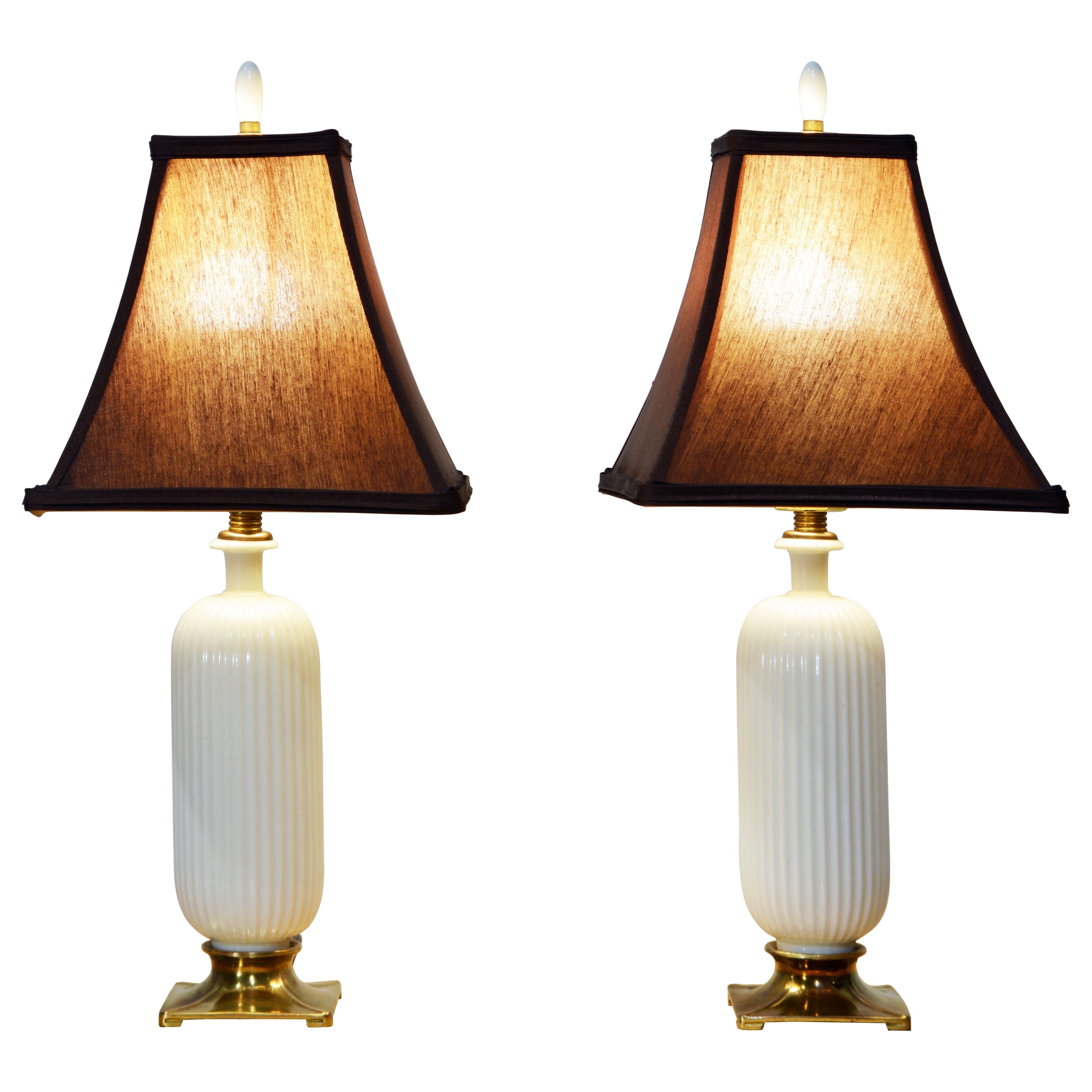 Pair of Deco Style 1950's Fluted Porcelain and Bronze Lamps by Dav Art, NY/Lenox For Sale