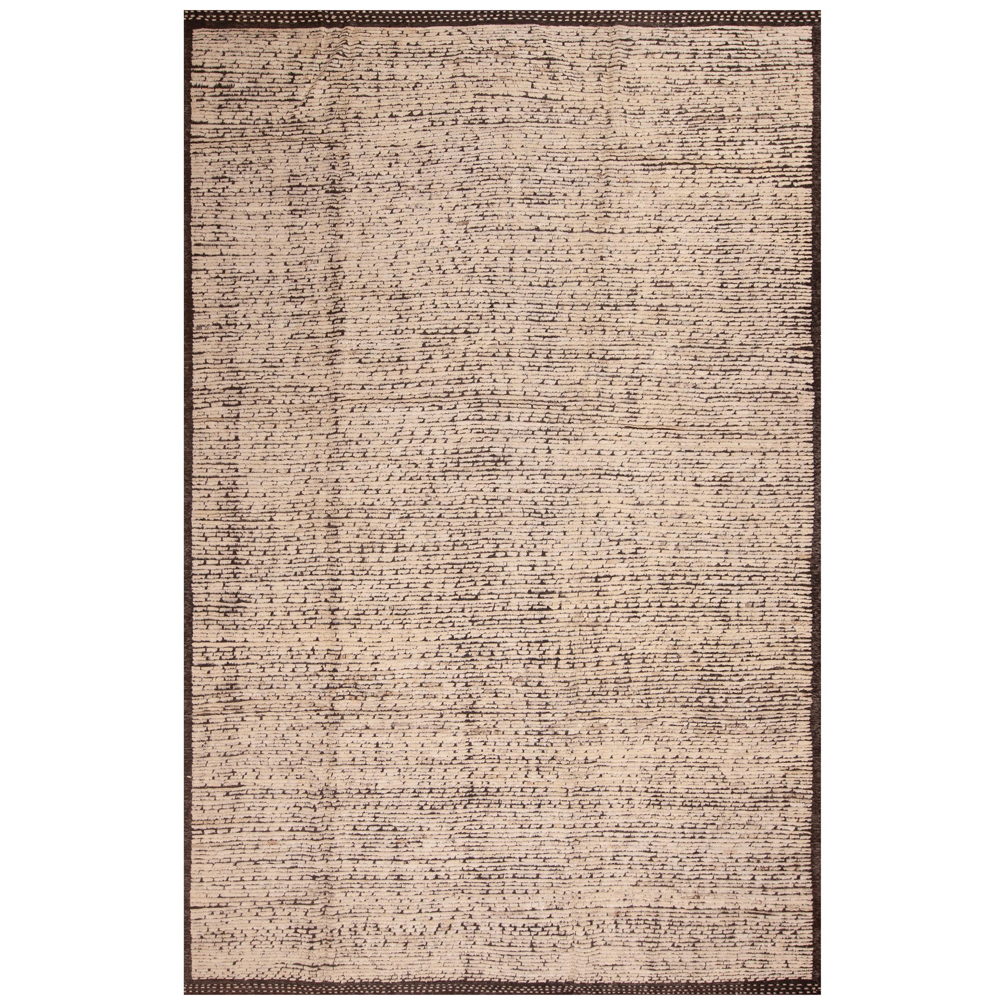 Nazmiyal Collection Artistic Speckled Pattern Modern Room Size Rug 8'6" x 13'2" For Sale