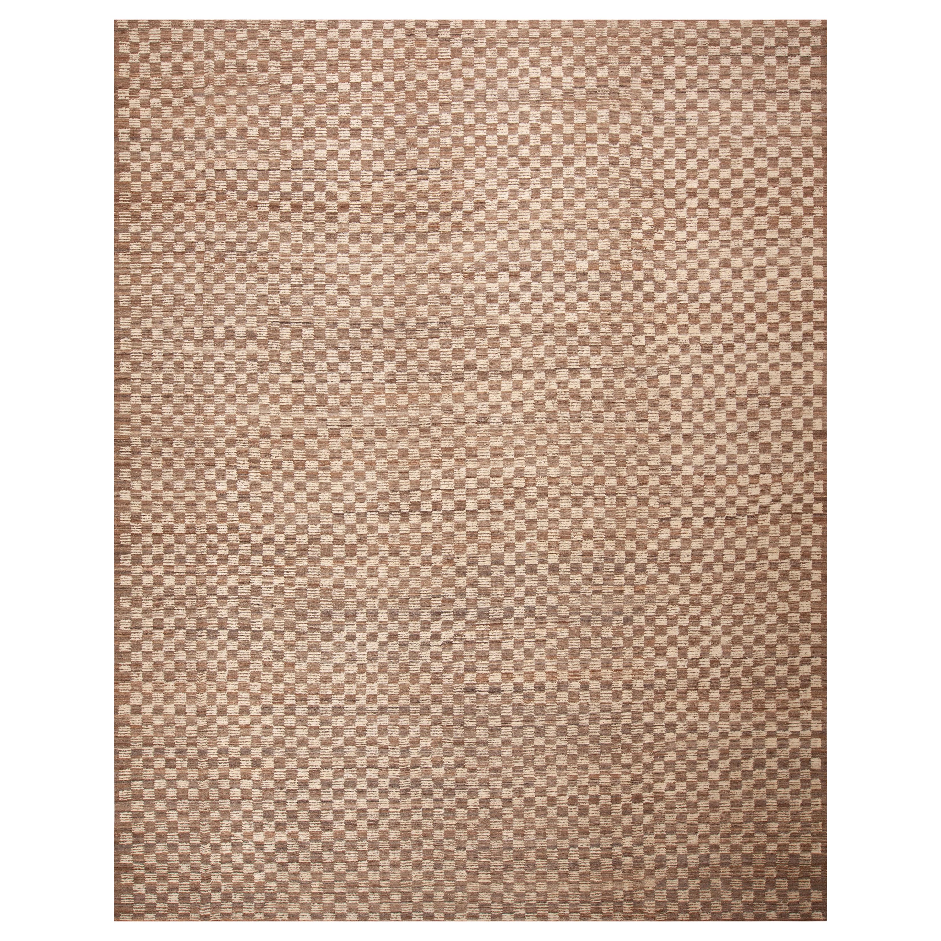 Nazmiyal Kollektion Moderner großer Teppich in Großformat 12' x 15' mit geometrischem Muster im Angebot