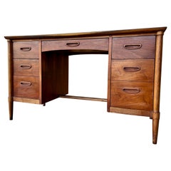 Mid Century Modern Double-Sided Desk by Lane Furniture. Circa. 1960s 