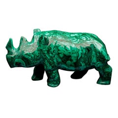 Rhinocéros en malachite sculpté à la main // 10 Lb.