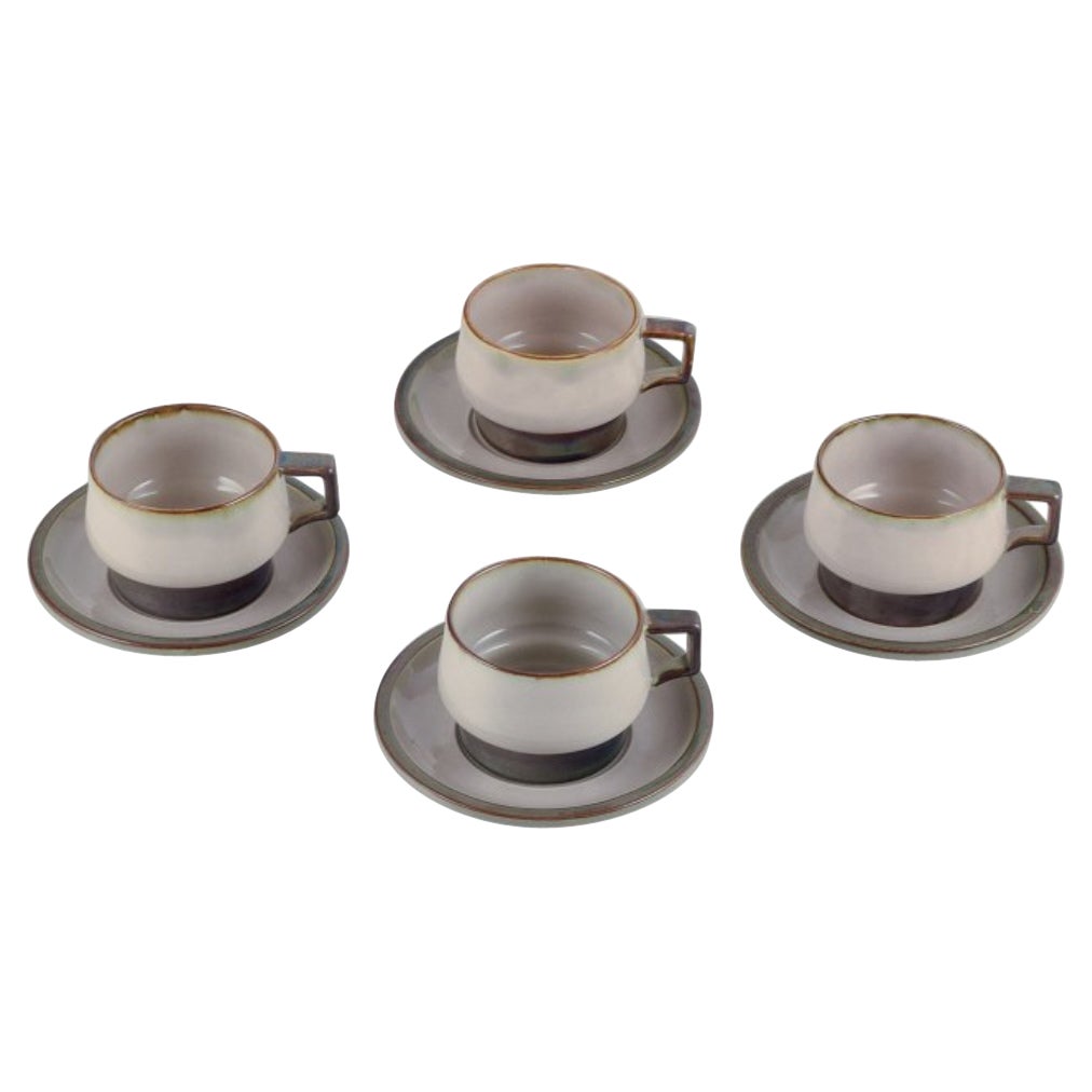 Bing & Grøndahl, "Tema". Four sets of tea cups with saucers in stoneware.  For Sale