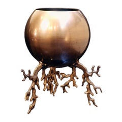 Hervé Van Der Straeten, Coupe Boule, jardinière en bronze contemporaine, France, 2006