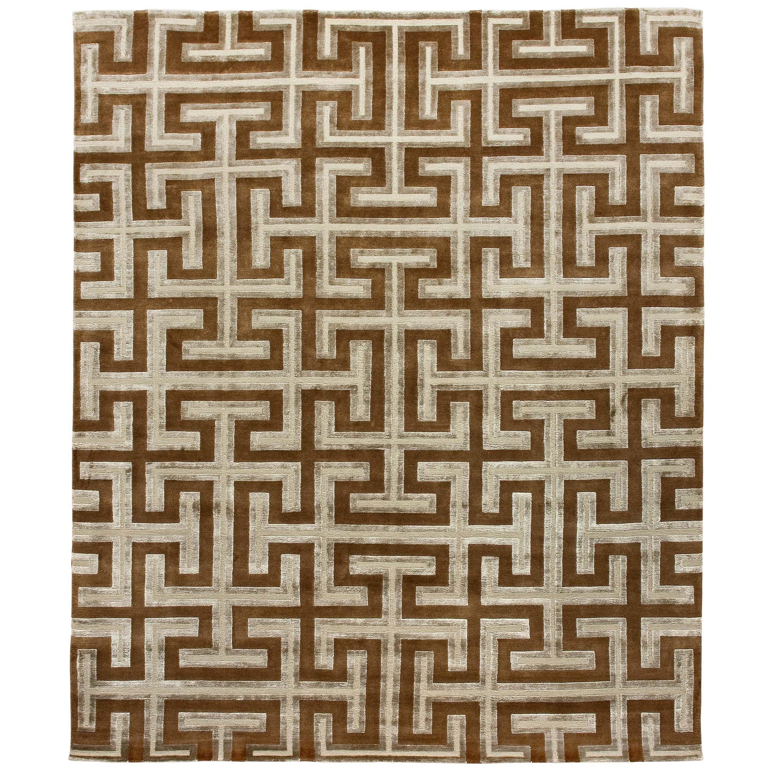 Luxury Modern Hand-Knotted Maffeo Gold 10x14 Rug For Sale