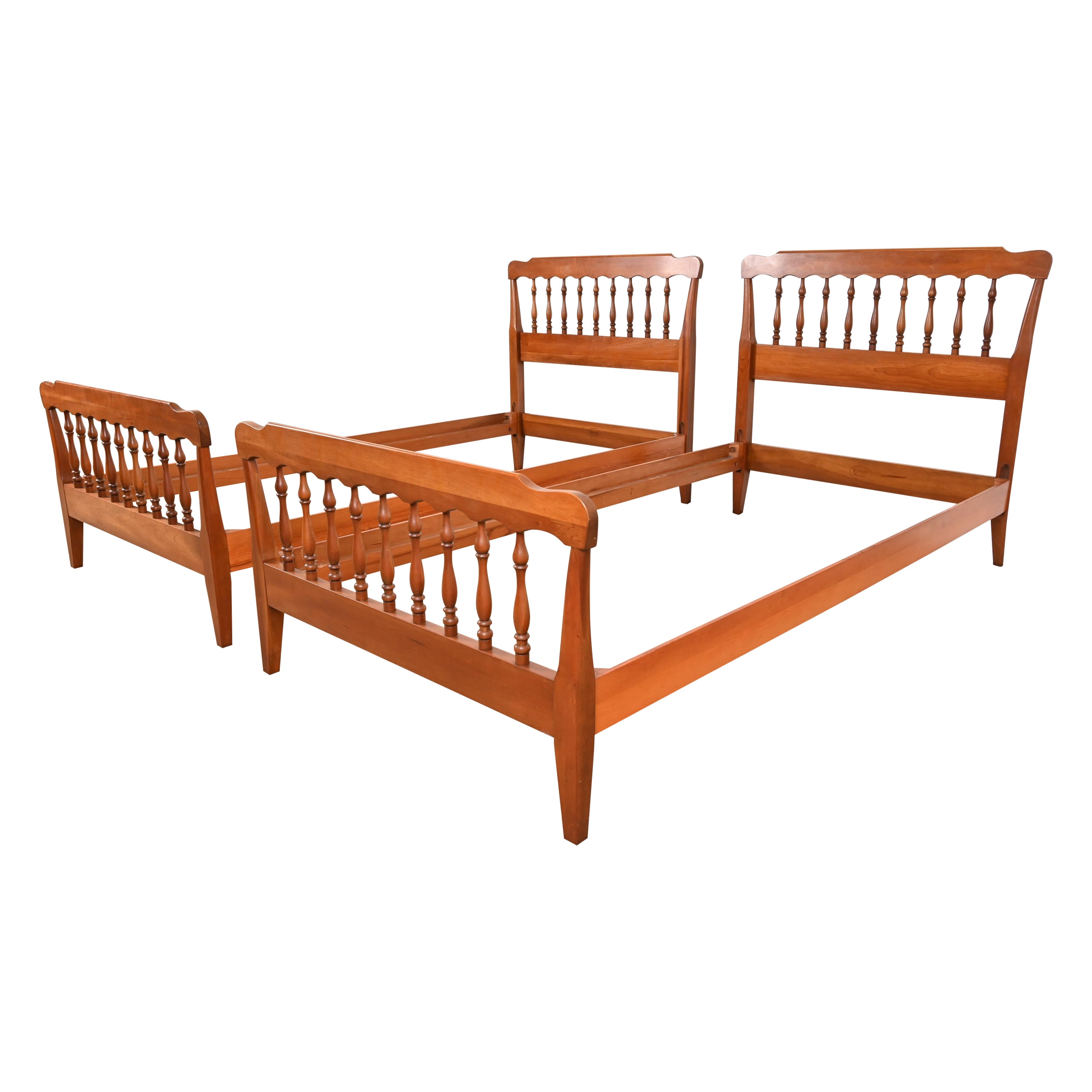 Kindel Furniture American Colonial Carved Cherry Wood Twin Size Spindle Beds For Sale