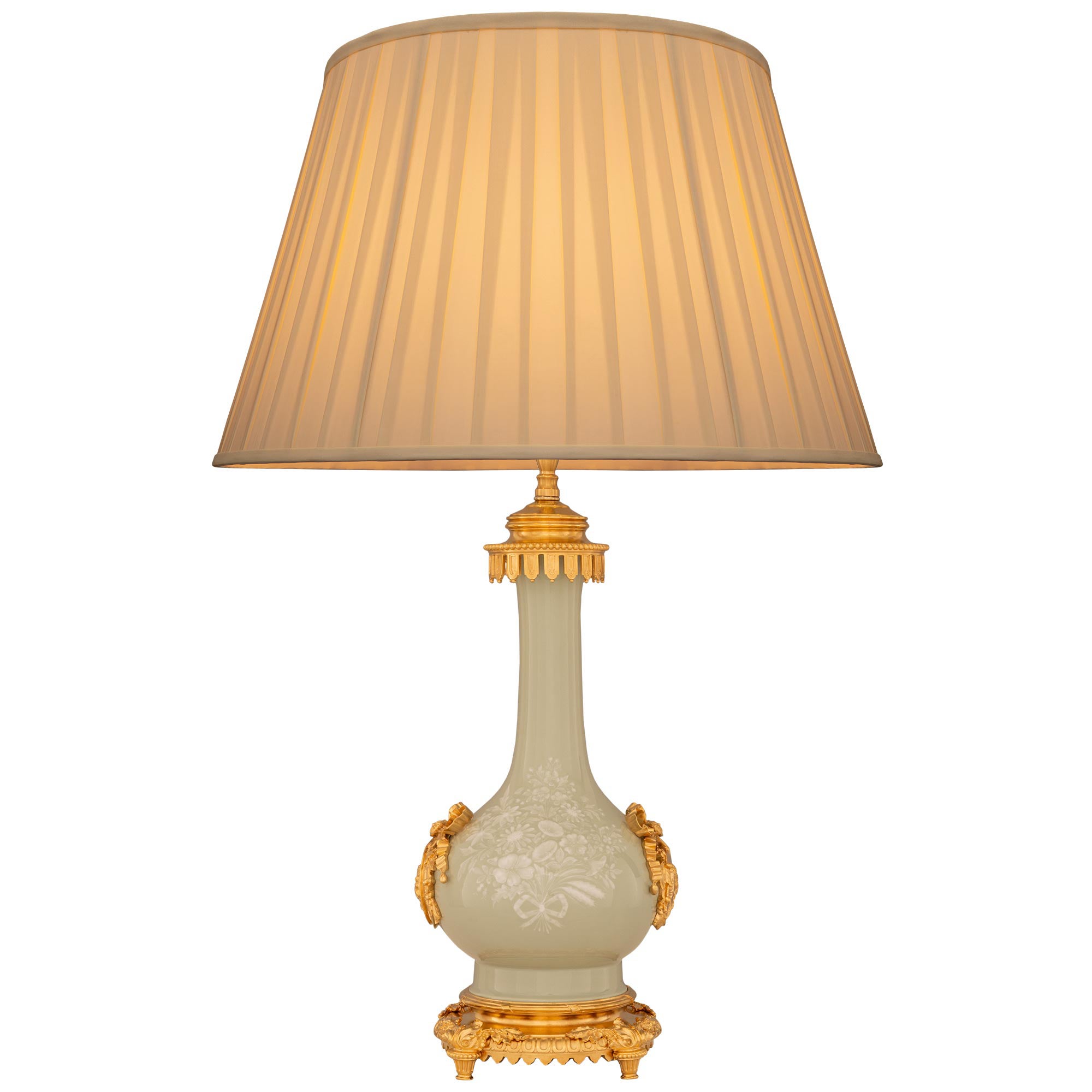 Lampada in porcellana celeste e ormeggio francese del XIX secolo Luigi XVI St.