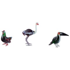 Murano, Italy. A collection of three miniature glass bird figurines.