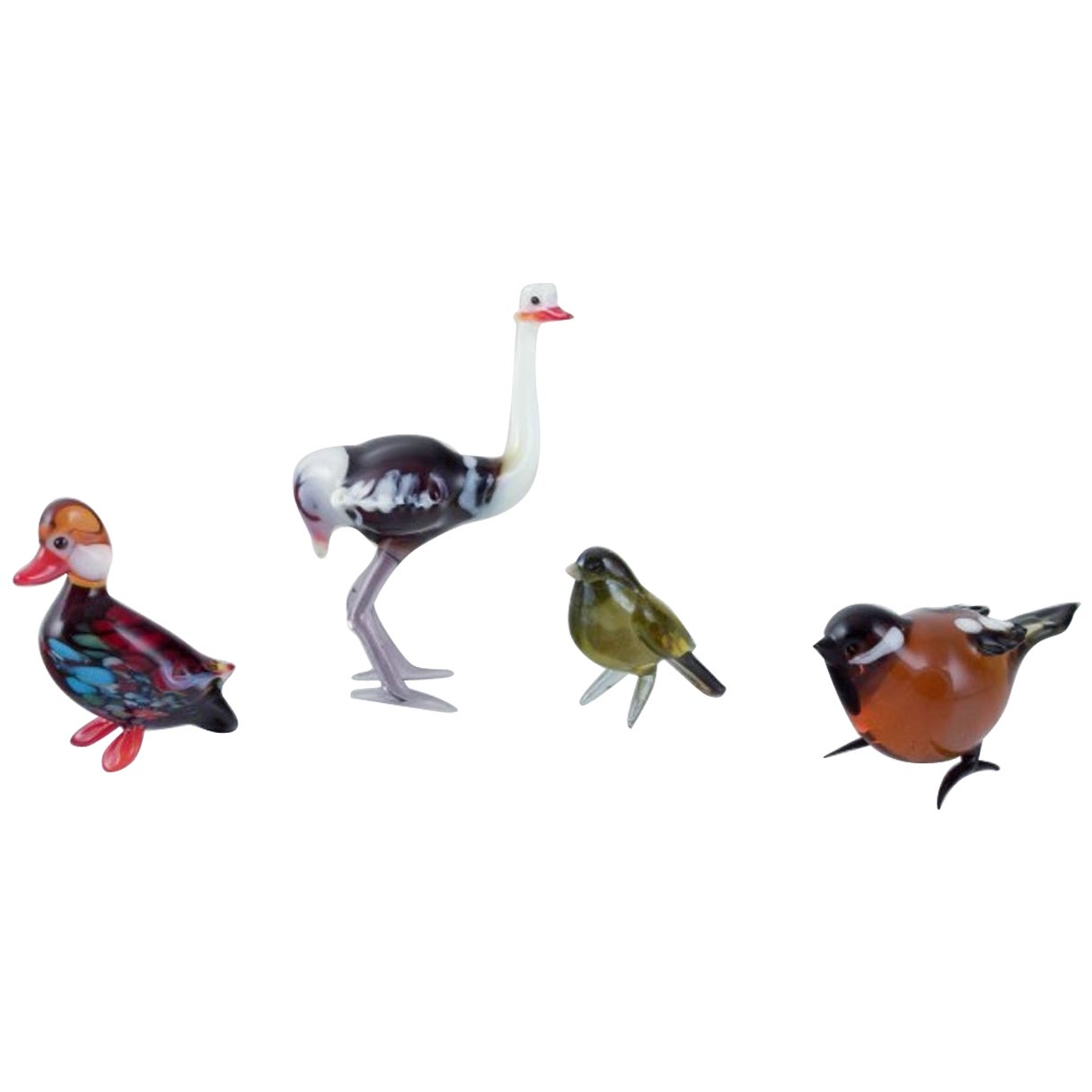 Murano, Italie. The Collective of four miniature glass bird figurines. en vente