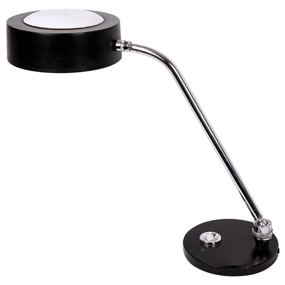 Desk Lamp - Maison Jumo - Model 900 - Period: 20th Century - Circa: 1973 For Sale