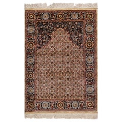 Kleiner handgefertigter ägyptischer Seidenteppich im Vintage-Stil