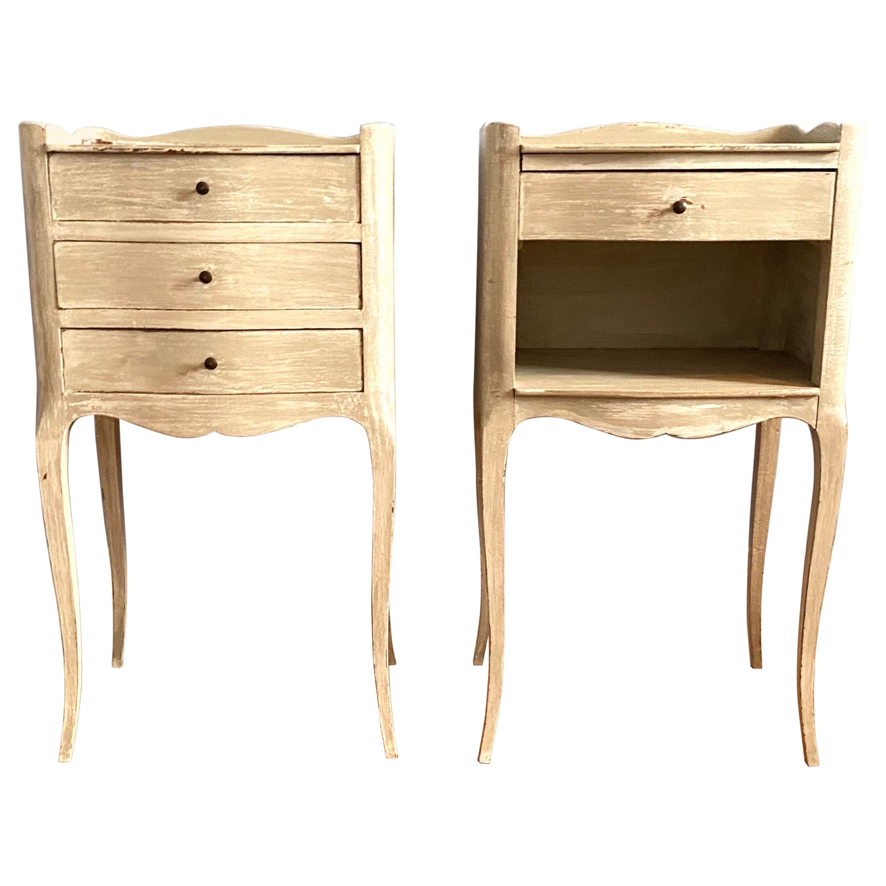 French Pair of Bedside Tables Nightstands Louis XV Style three Drawers, France For Sale