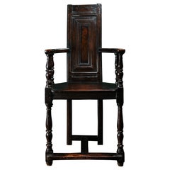 Caquetoire-Stuhl aus Nussbaumholz aus der Renaissance des 16. Jahrhunderts, um 1570