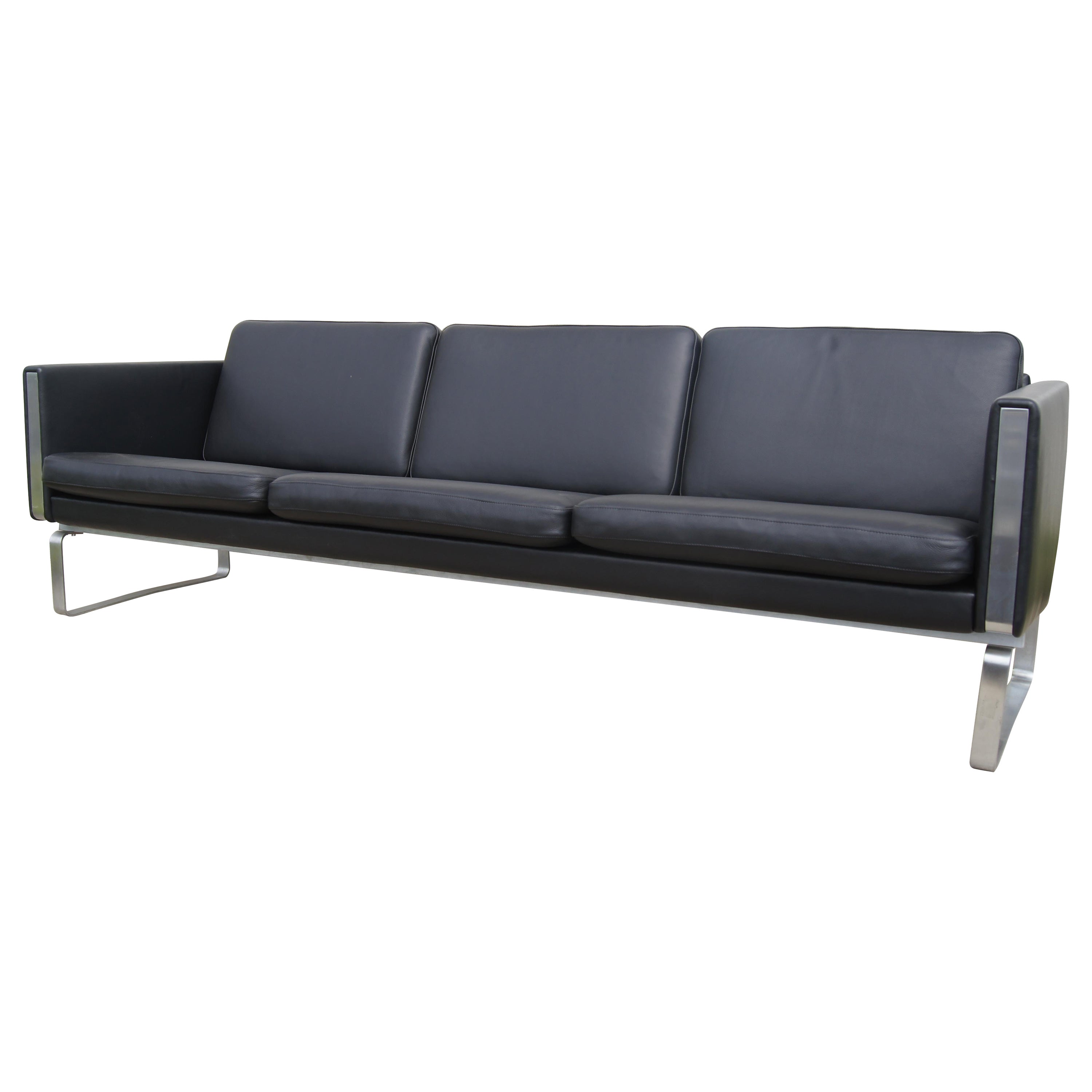 Black Leather Sofa by Hans Wegner, Model CH103, for Carl Hansen & Son For Sale