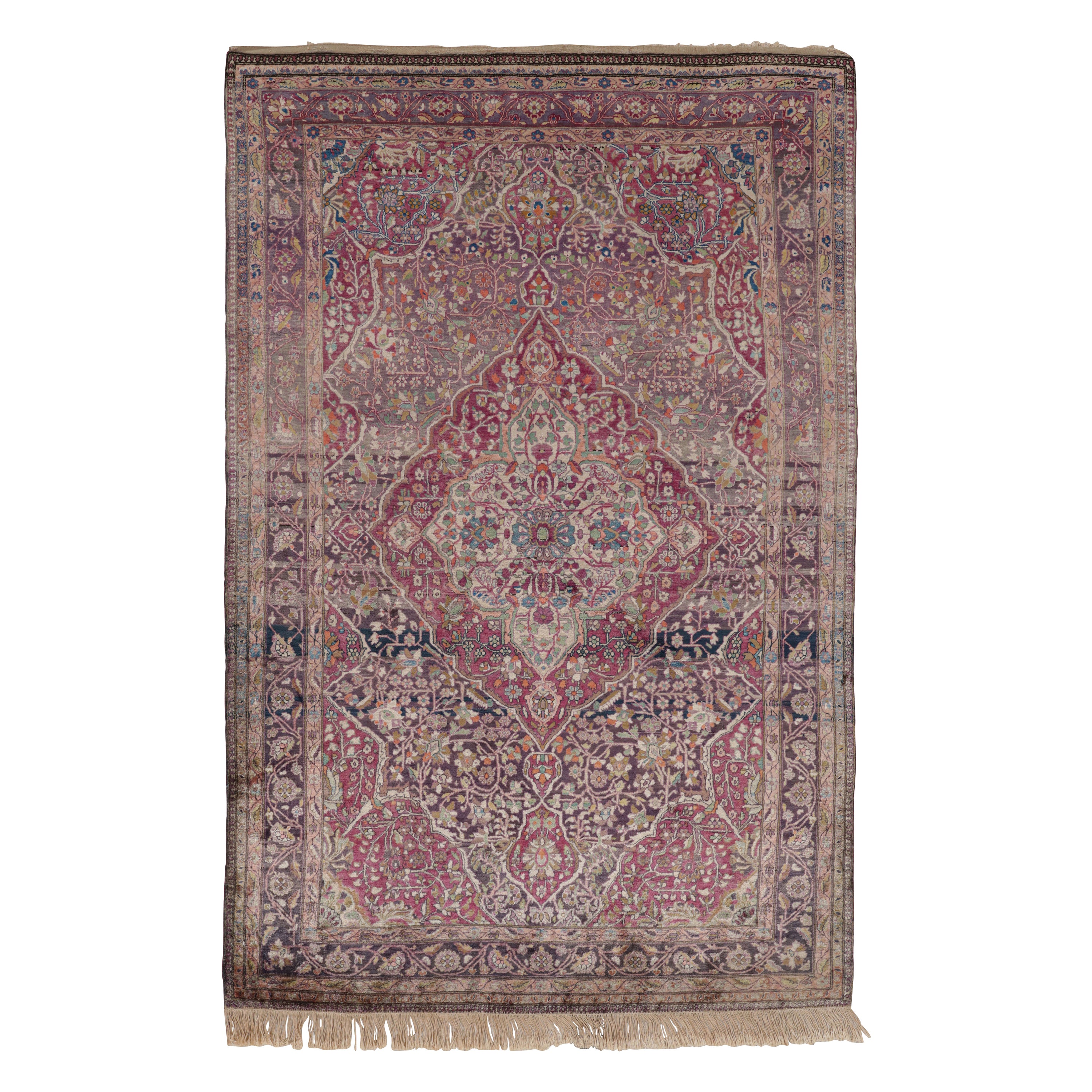 Antiker persischer Kashan Teppich mit Medaillon und floralen Mustern, von Rug & Kilim