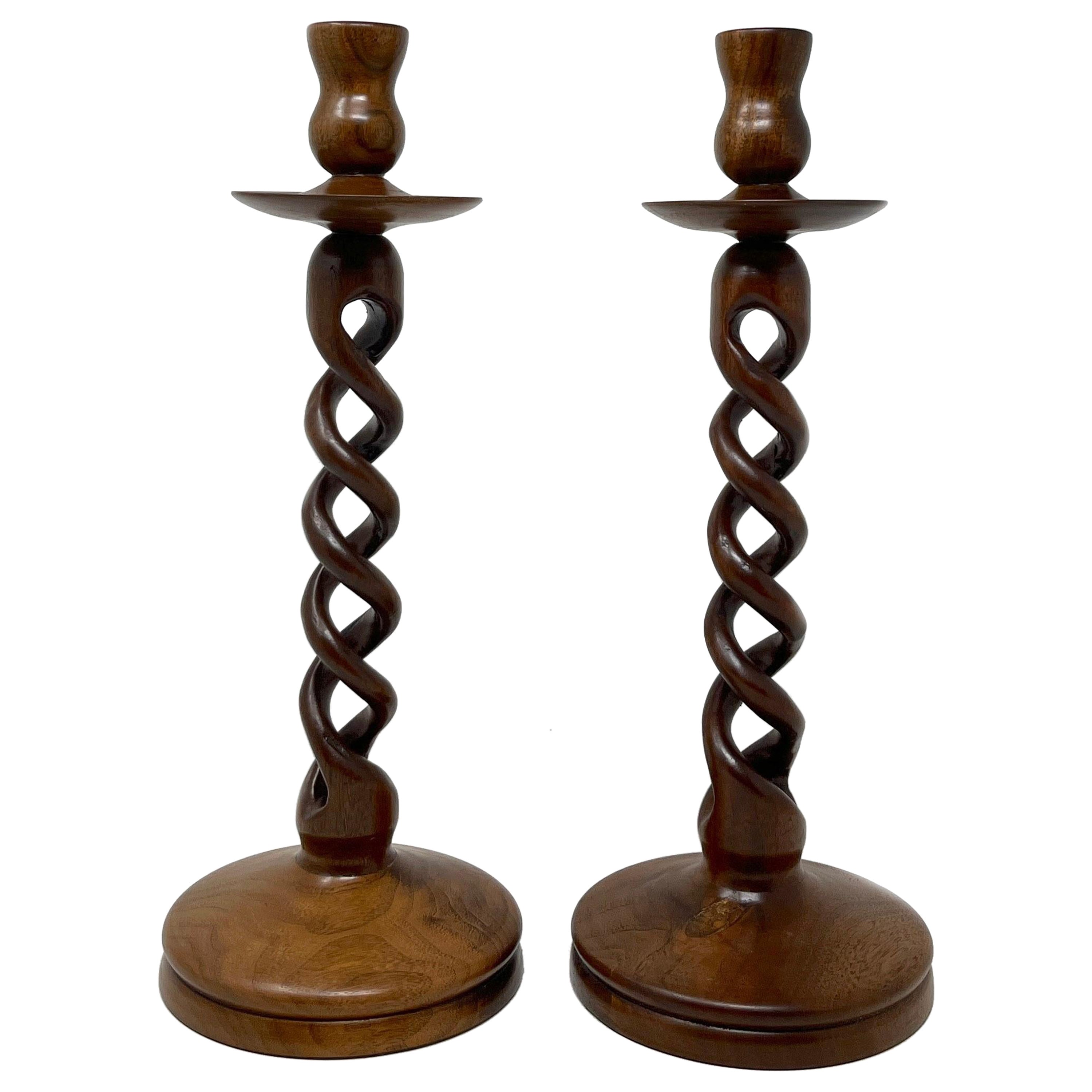 Paire de chandeliers vintage en bois sculpté à la main Barley Twist