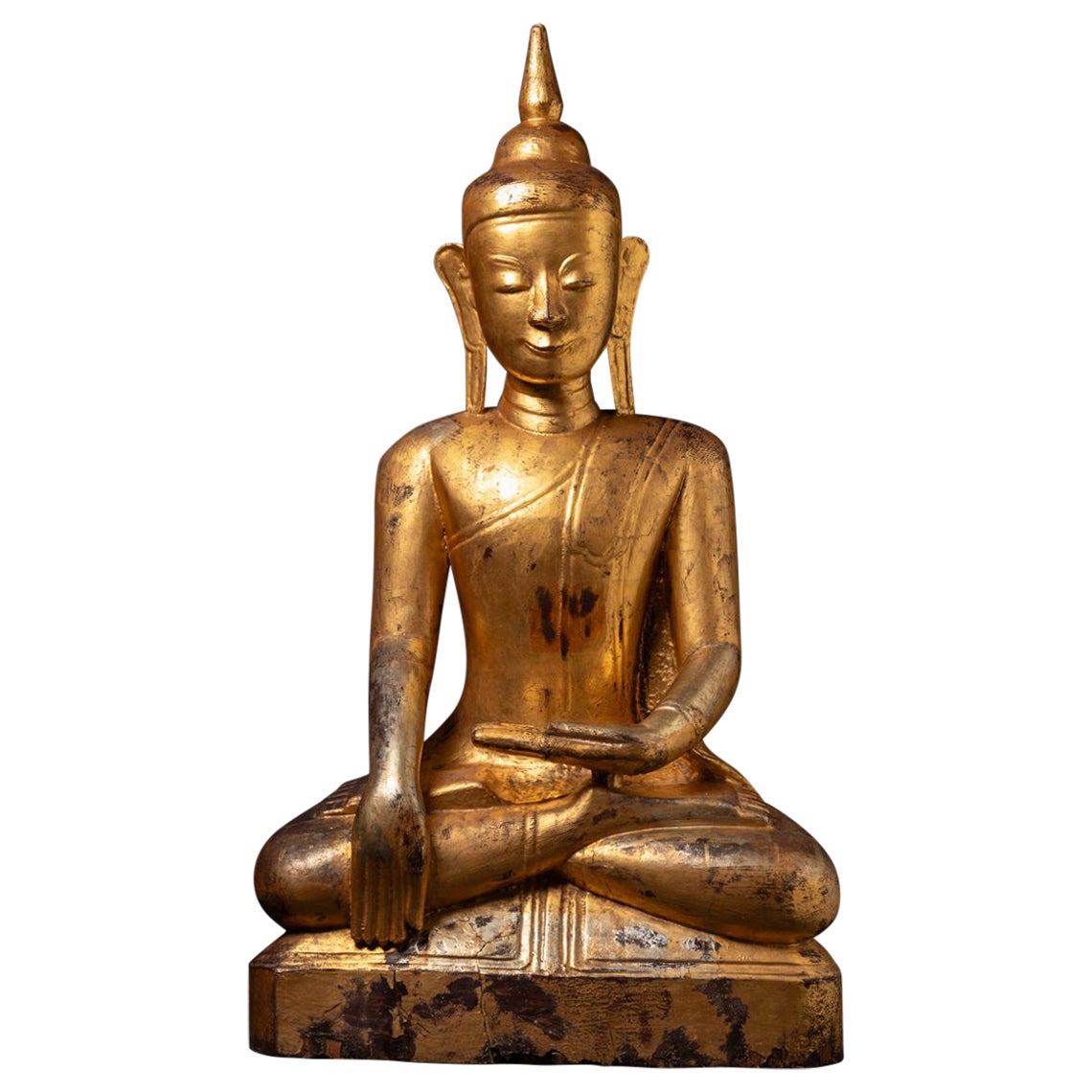 Special large Burmese Buddha statue from Burma in Bhumisparsha mudra For Sale