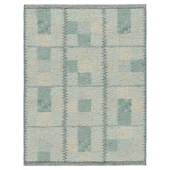 Rug & Kilim's skandinavischer Teppich in den geometrischen Mustern Seafoam Green und Teal Blue