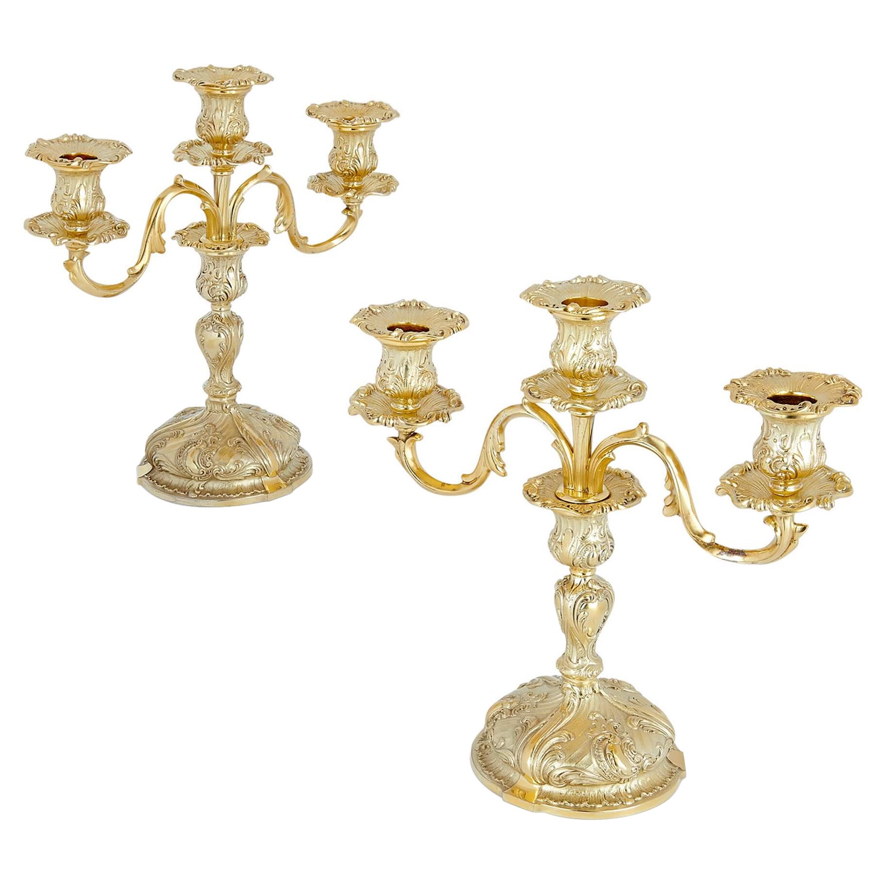 Coppia di candelabri a 3 bracci in argento dorato 