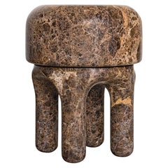 Hocker aus rotem Marmor – Skulptur, Sammlerdesign, hergestellt in Italien