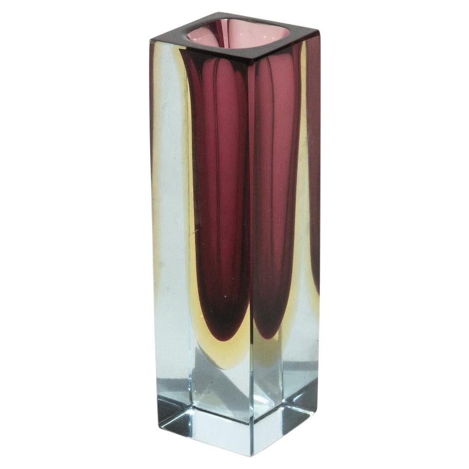 Petit vase géométrique vintage, verre de Murano « Sommerso » violet, style Flavio Poli