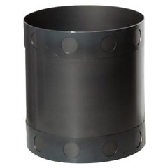 Cubremecano italiano contemporáneo de metal quemado de Spinzi, estilo industrial