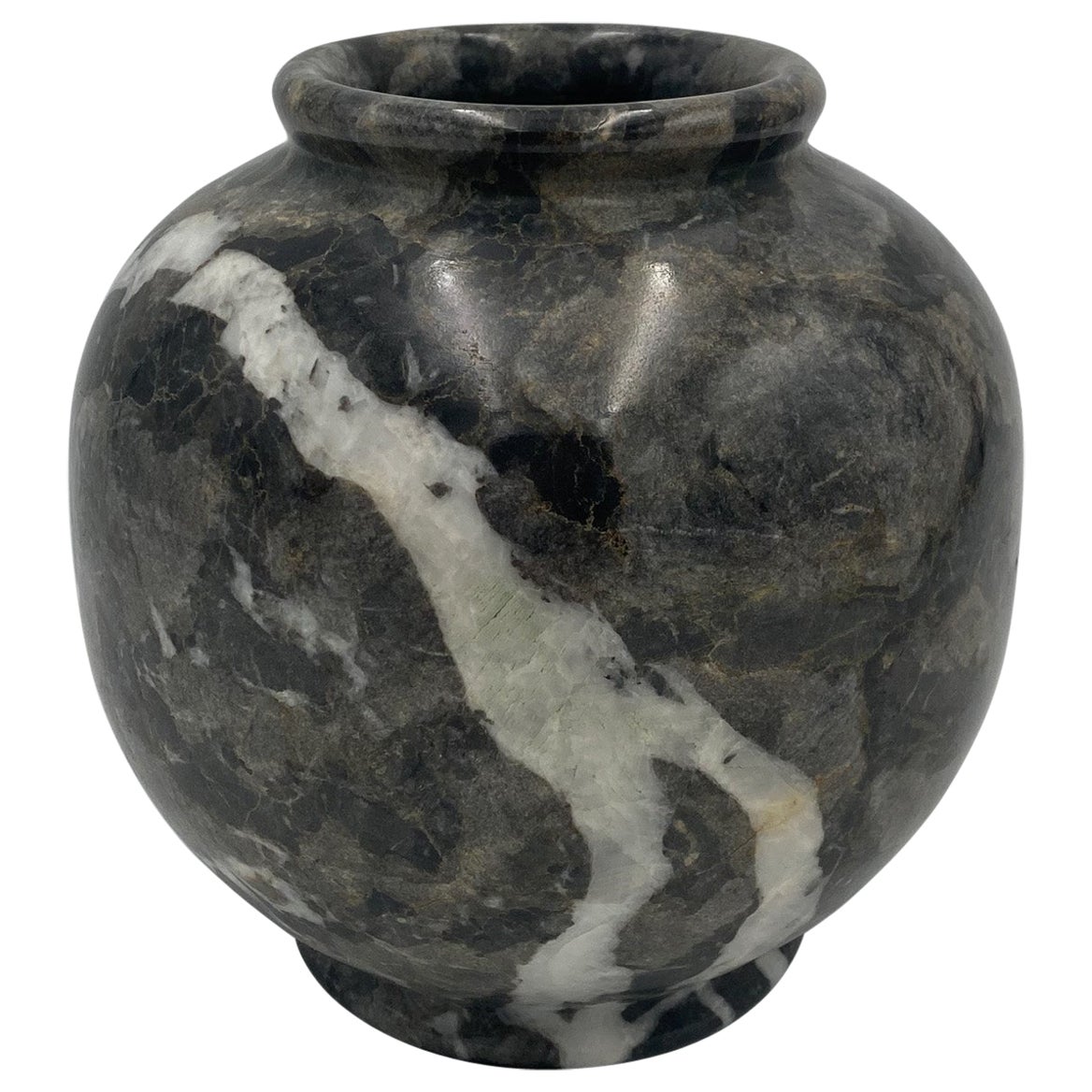 Vase aus schwarzem Marmor,  1980's 