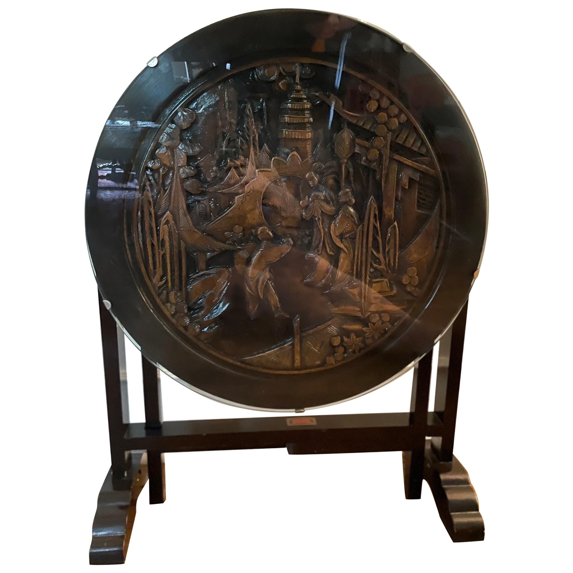 Mid 20th Century Vintage Asian Chinoiserie Carved Wood Round Tilt-Top Table For Sale