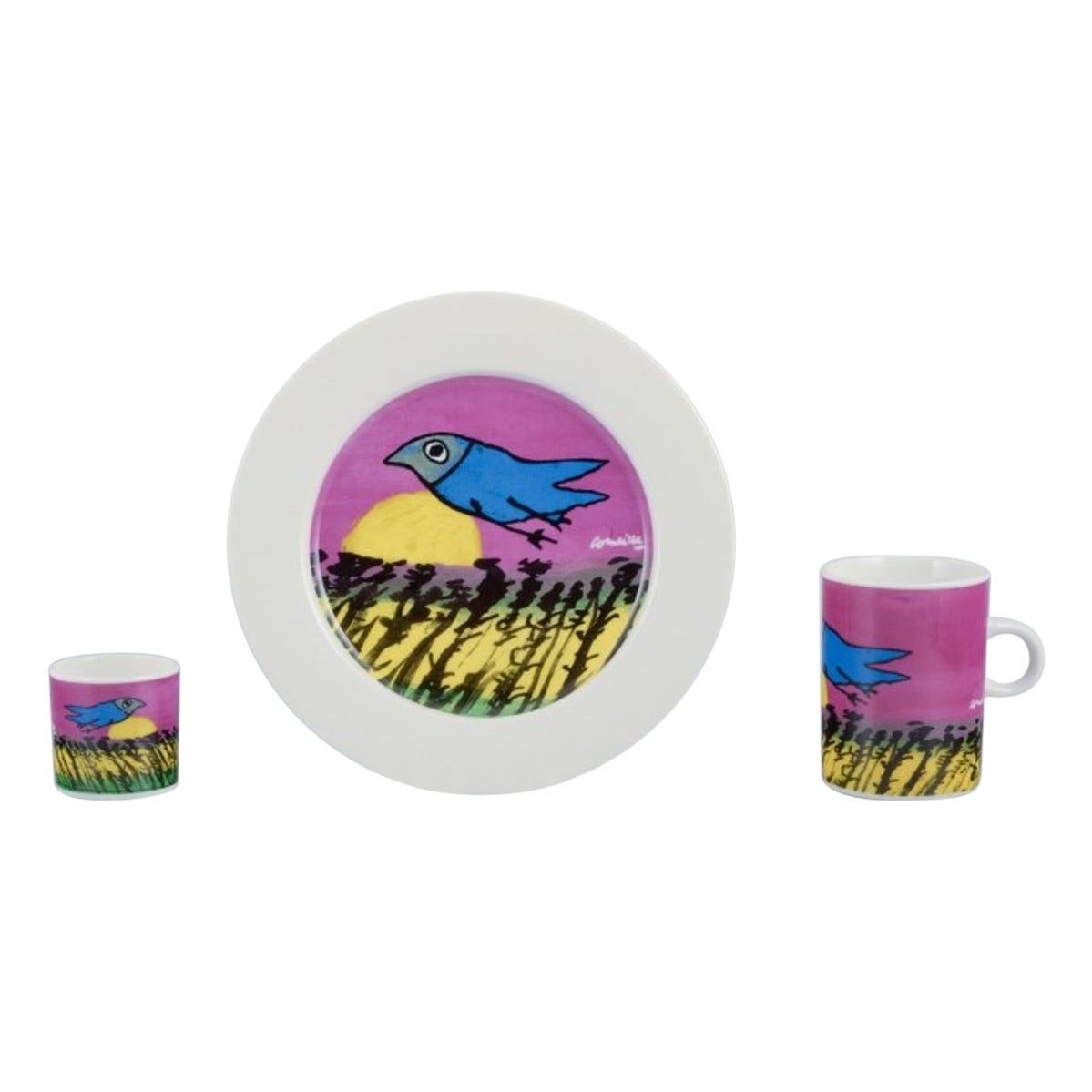 Corneille. Set of coffee cup, plate and egg cup decorated with birds. For Sale