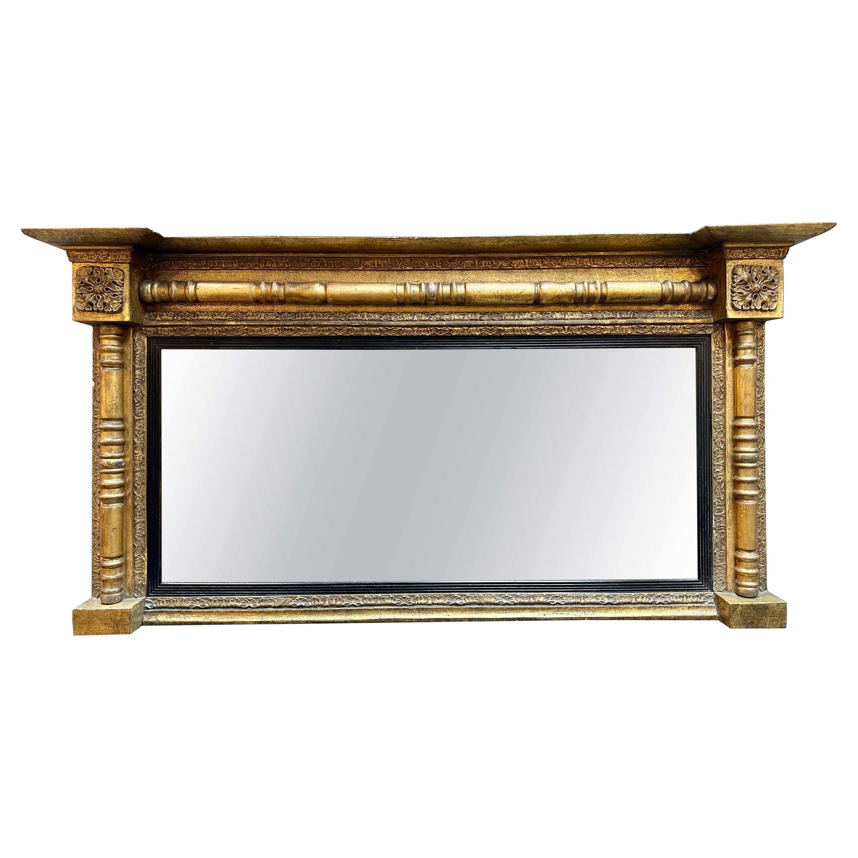 Antique Regency English Gold Gilt Overmantel Mirror (miroir à trumeau)  en vente