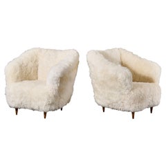 Vintage Gio Ponti: Armchairs in White Sheepskin, Italy 1950s