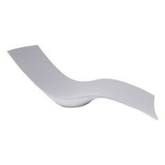Ubi  Salón Fibra  de Piegatto, una silla de descanso escultural contemporánea