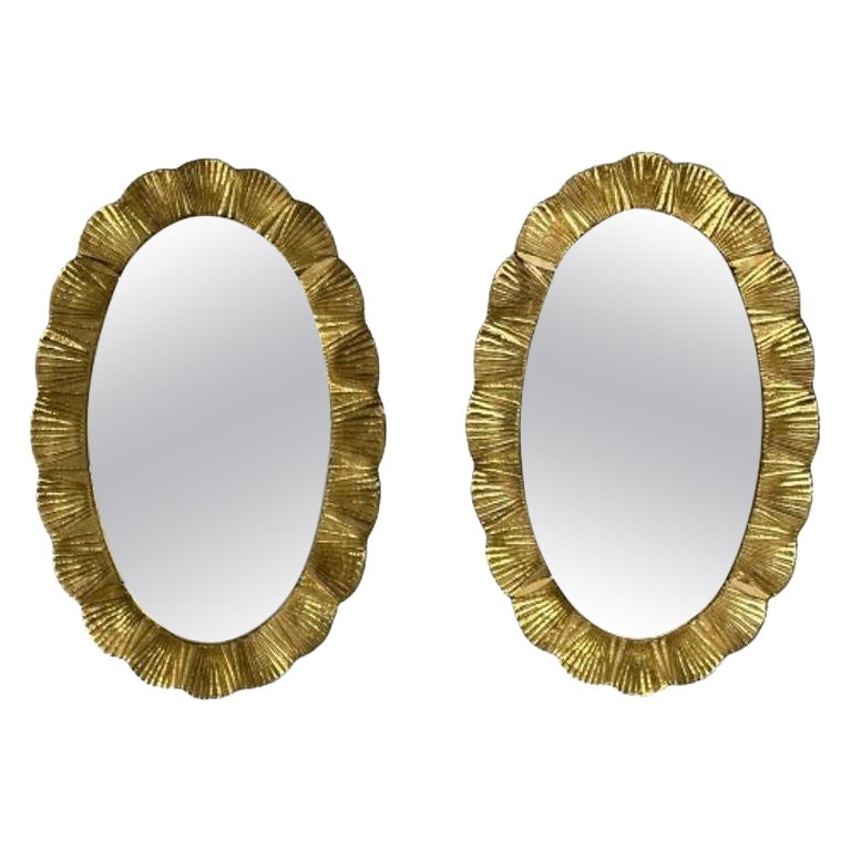 Contemporary, Oval Wall Mirrors, Scallop Motif, Murano Glass, Gilt Gold, Italy en vente