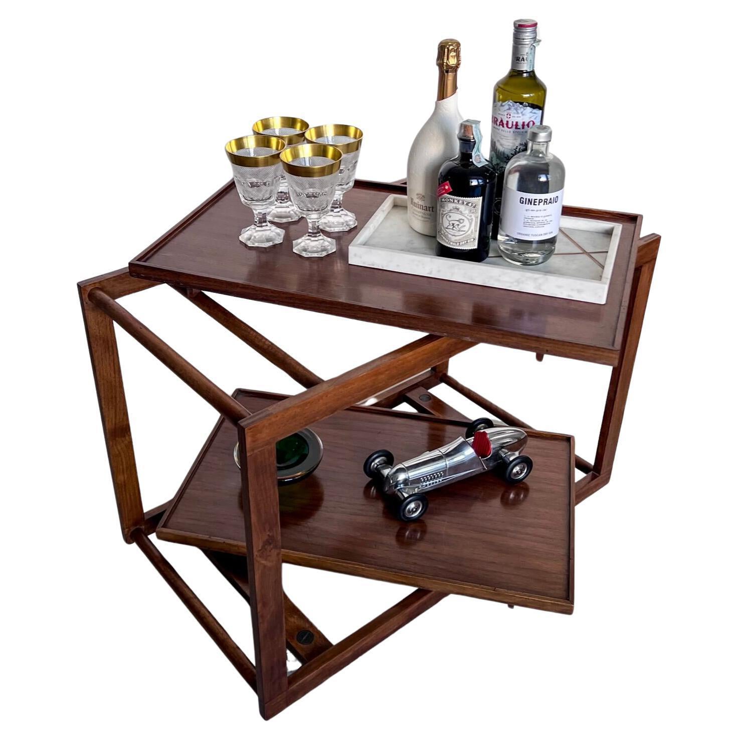Mid-Century Modern Italian Collectible Bar Cart with Two Trays, Cassina 762 For Sale