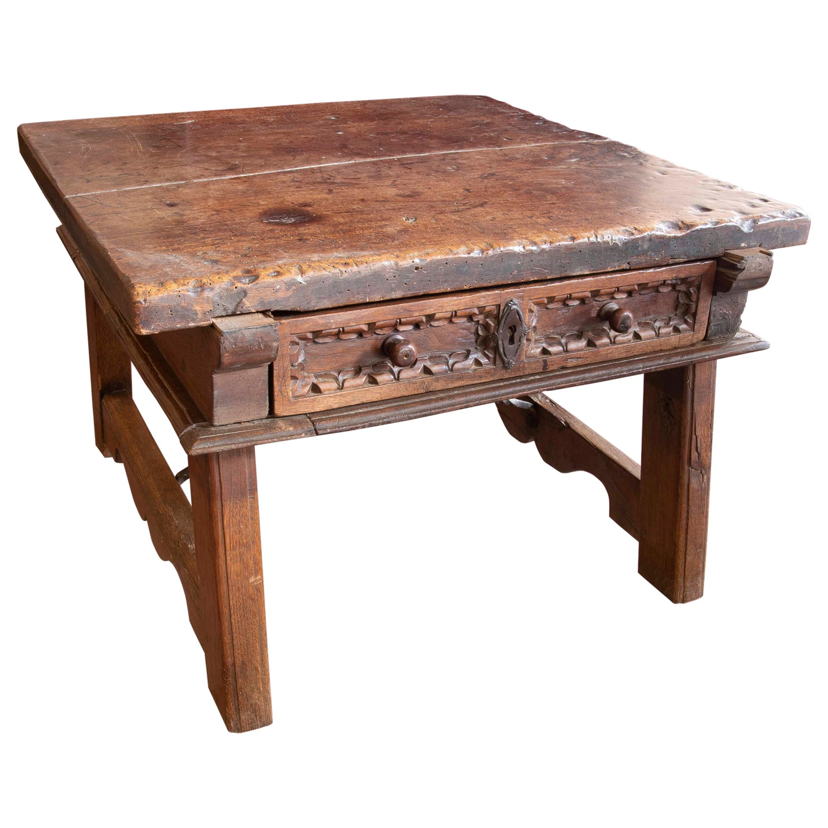 18th Century Spanish Walnut Coffee Table with Carved Drawer For Sale