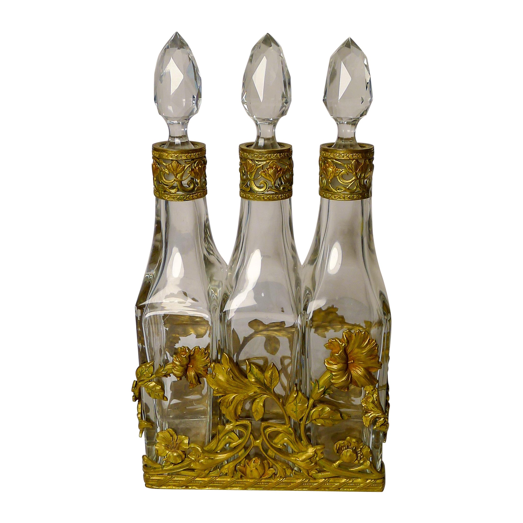 French Art Nouveau Liquor Decanter Set / Perfume Caddy c.1900 For Sale