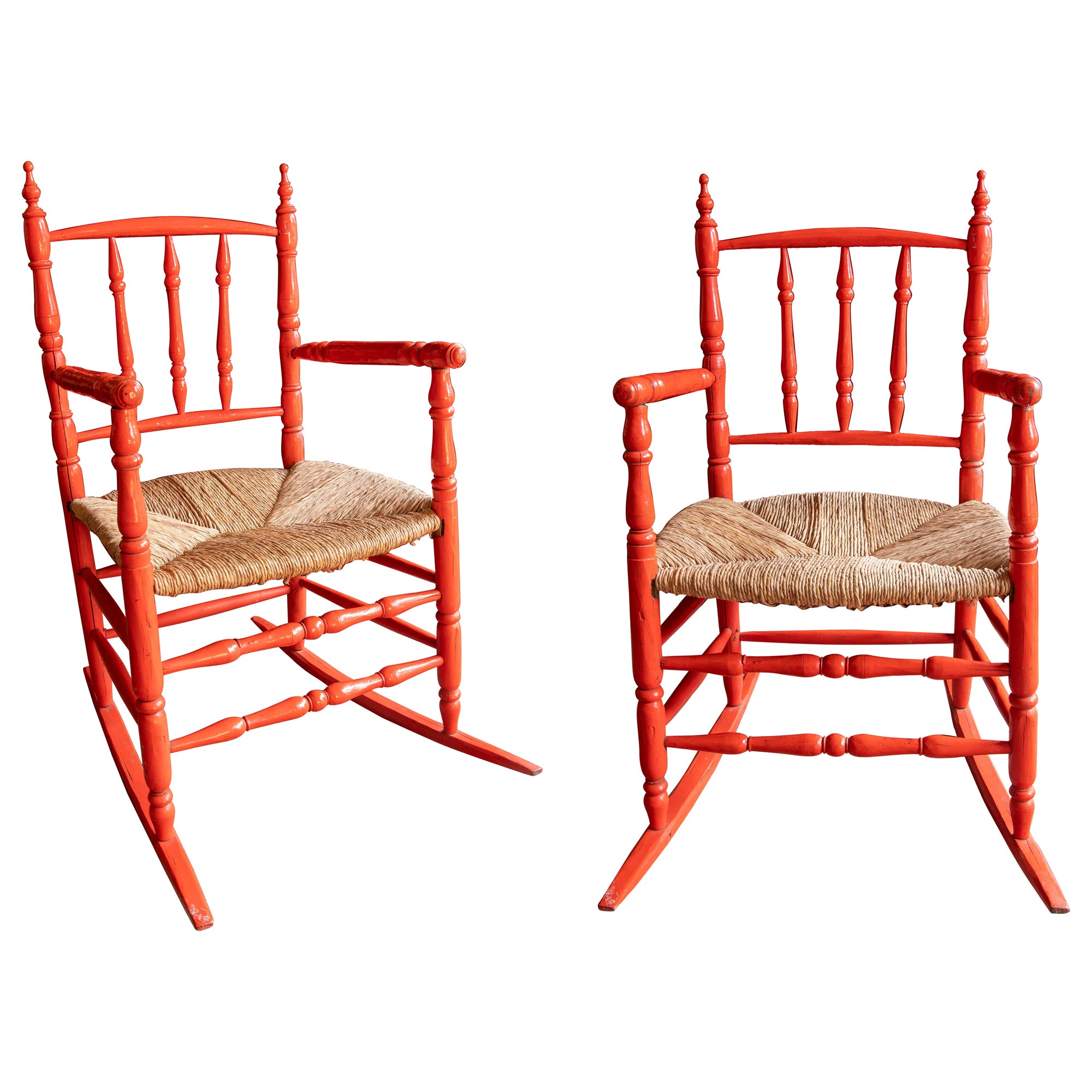 Spanish Pair of  style wooden rocking chairs with Bulrush and Painted in Red For Sale