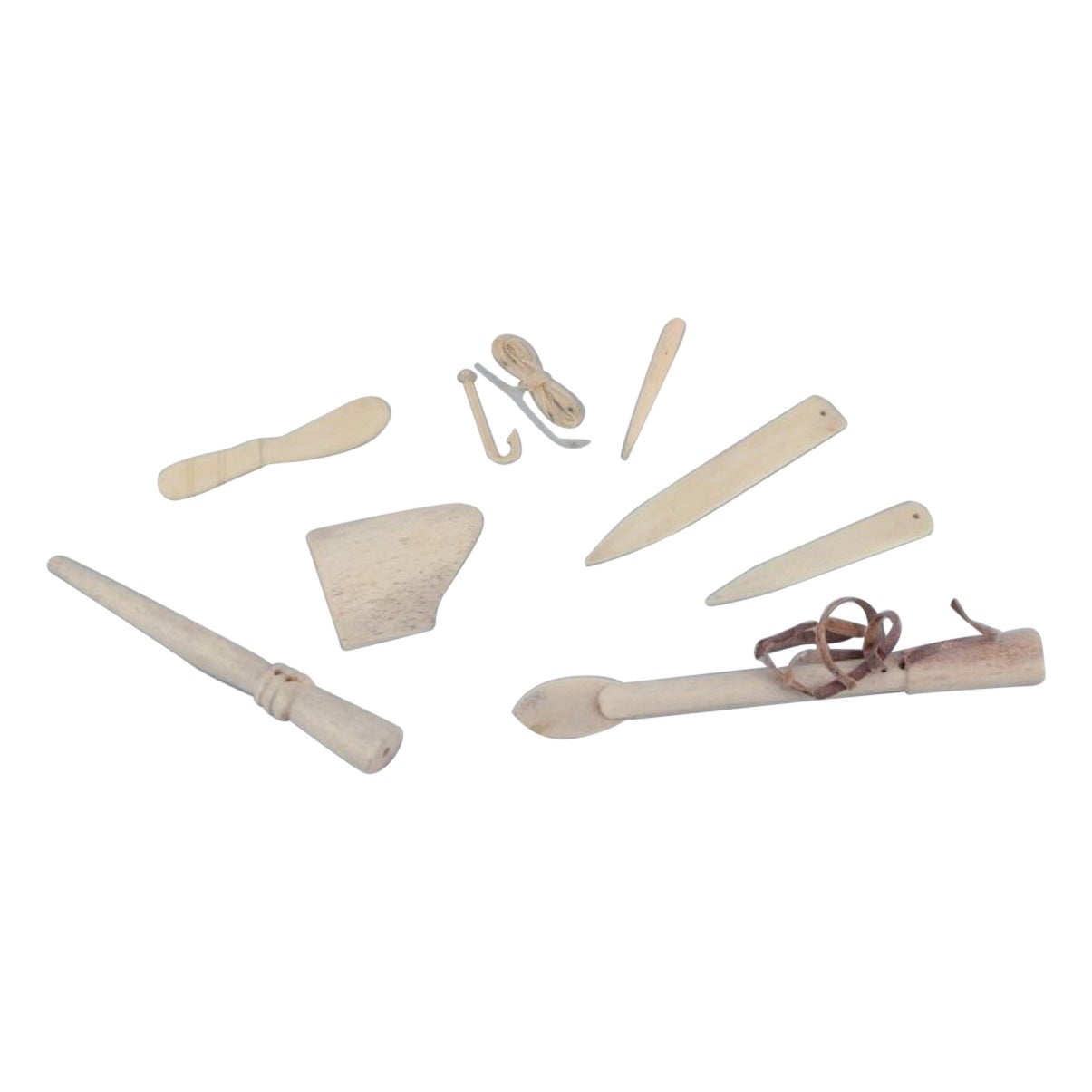 Greenlandica, collection of seven various bone tools For Sale