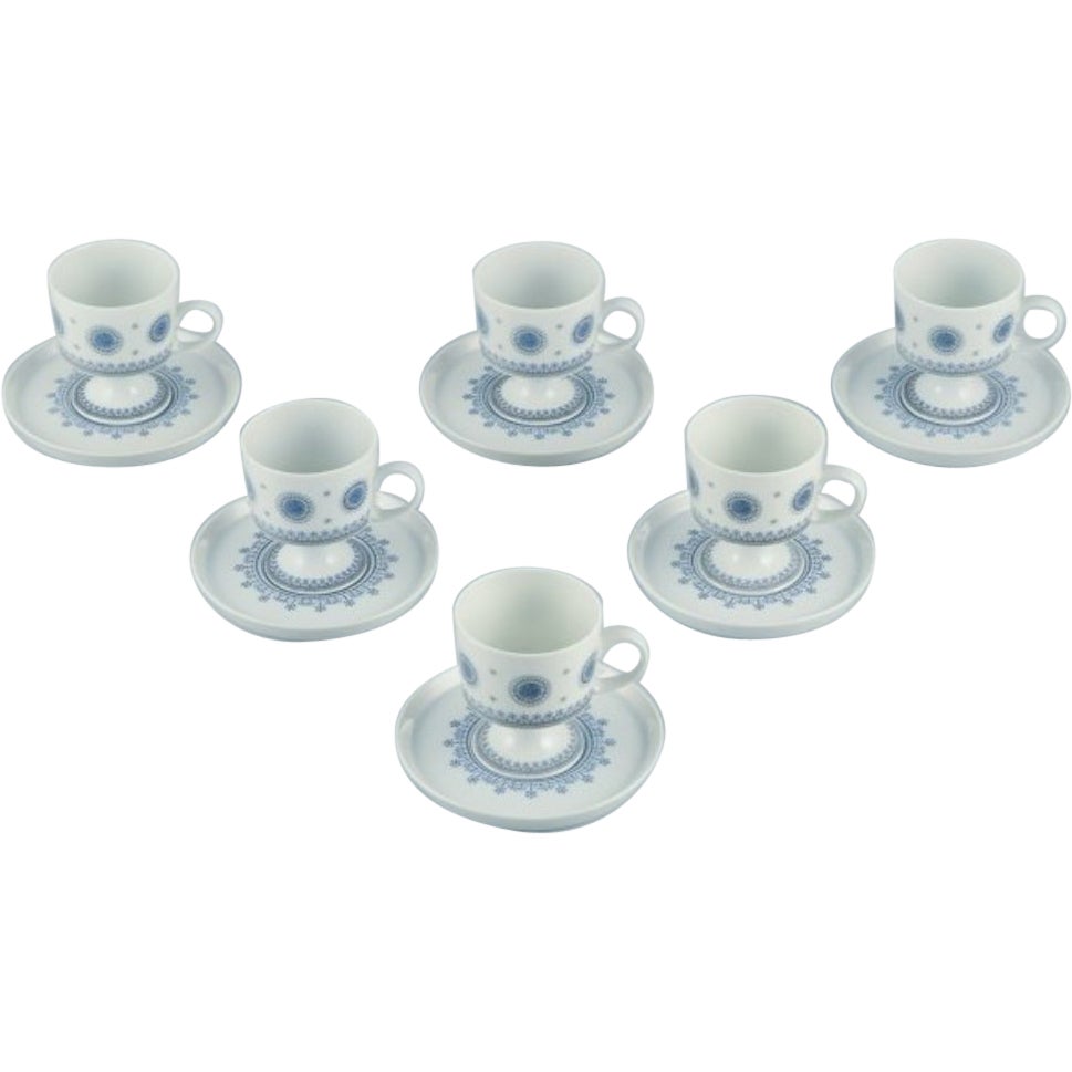 Tapio Wirkkala pour Rosenthal Studio-line. Ensemble de six tasses demitasse avec soucoupes