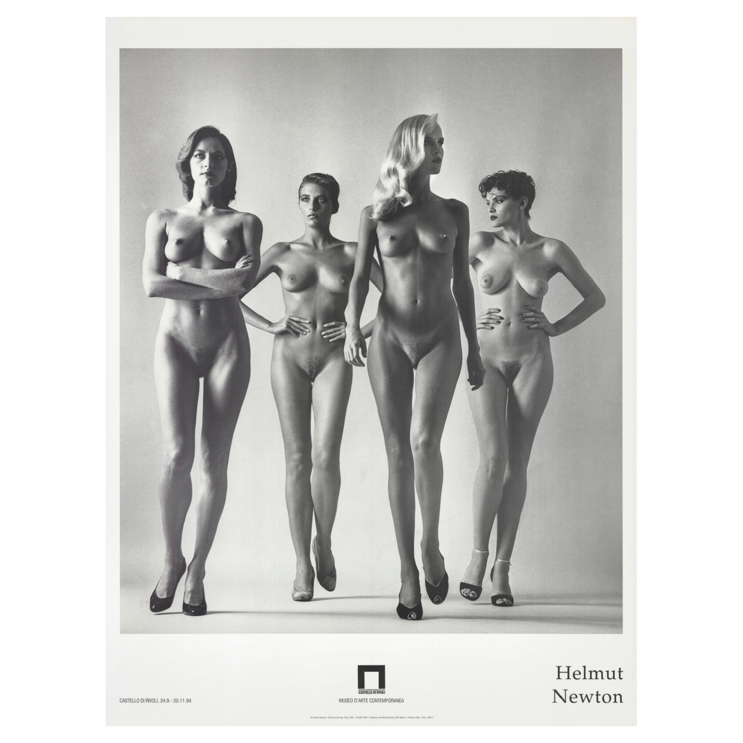 Helmut Newton They Ara Coming, Castello di Rivoli 1994, rare et très grande affiche en vente