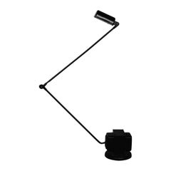 Lampe de bureau noire minimaliste italienne du milieu du siècle dernier Daphine de Tommaso Cimini 