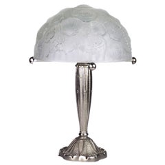 Lalique, vernickelte Art-Déco-Tischlampe im Stil des Art déco, 1920er Jahre