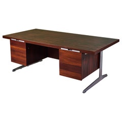 Executive-Schreibtisch aus Rosenholz für Nipu