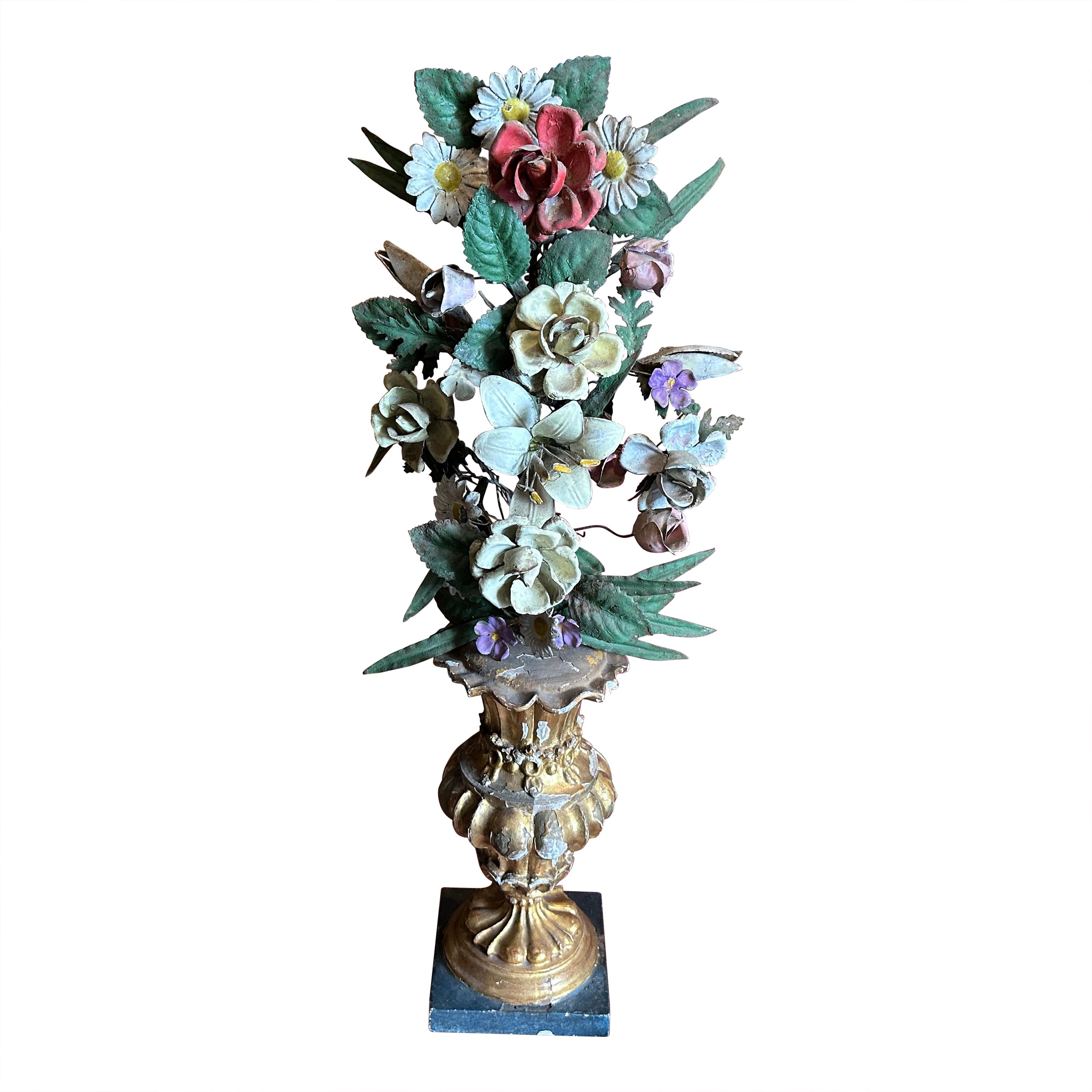 19th Century GiltWood Italian Decorative Palm Holder with Flower Composition For Sale