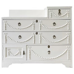 The English Country House Antiques Chest of Drawers Dresser (Commode)