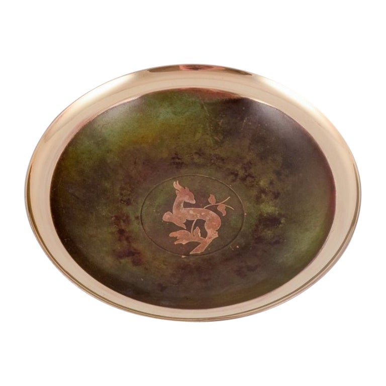 Argentor, Denmark. Art Deco bronze bowl with motif of deer. Approx. 1940. For Sale