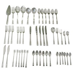 ONEIDA COMMUNITY Coronation Hampton Court 49 pieces tablewear for 6 person