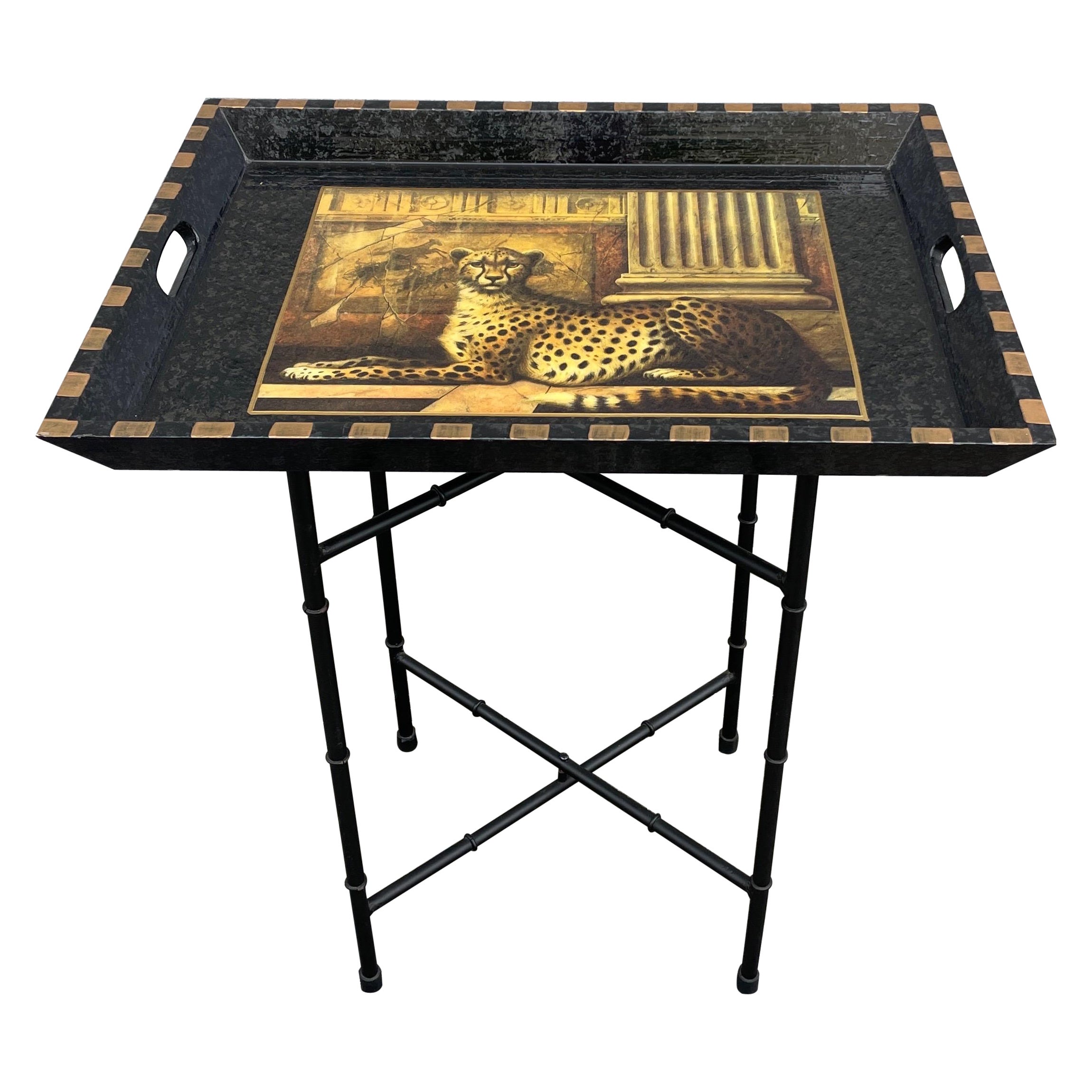 Decoupage Leopardentablett-Tabletttisch auf schwarzem Eisensockel, Vintage