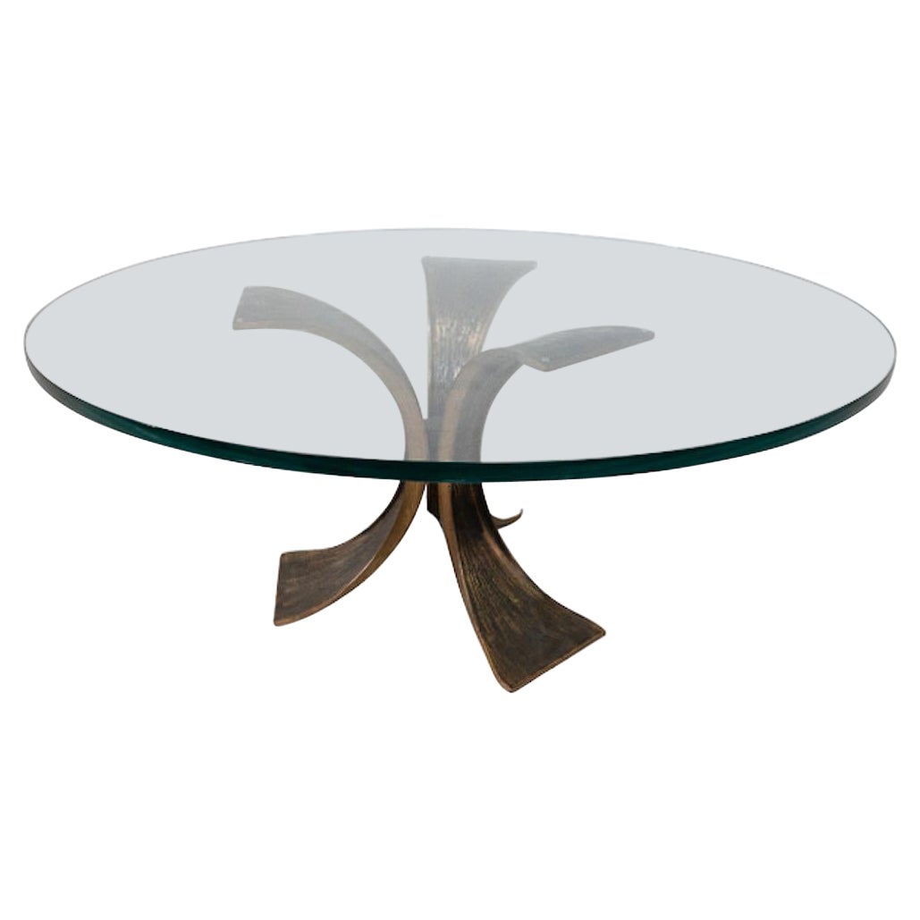 Table basse moderne du milieu du siècle dernier en verre et bronze, Italie, années 1960