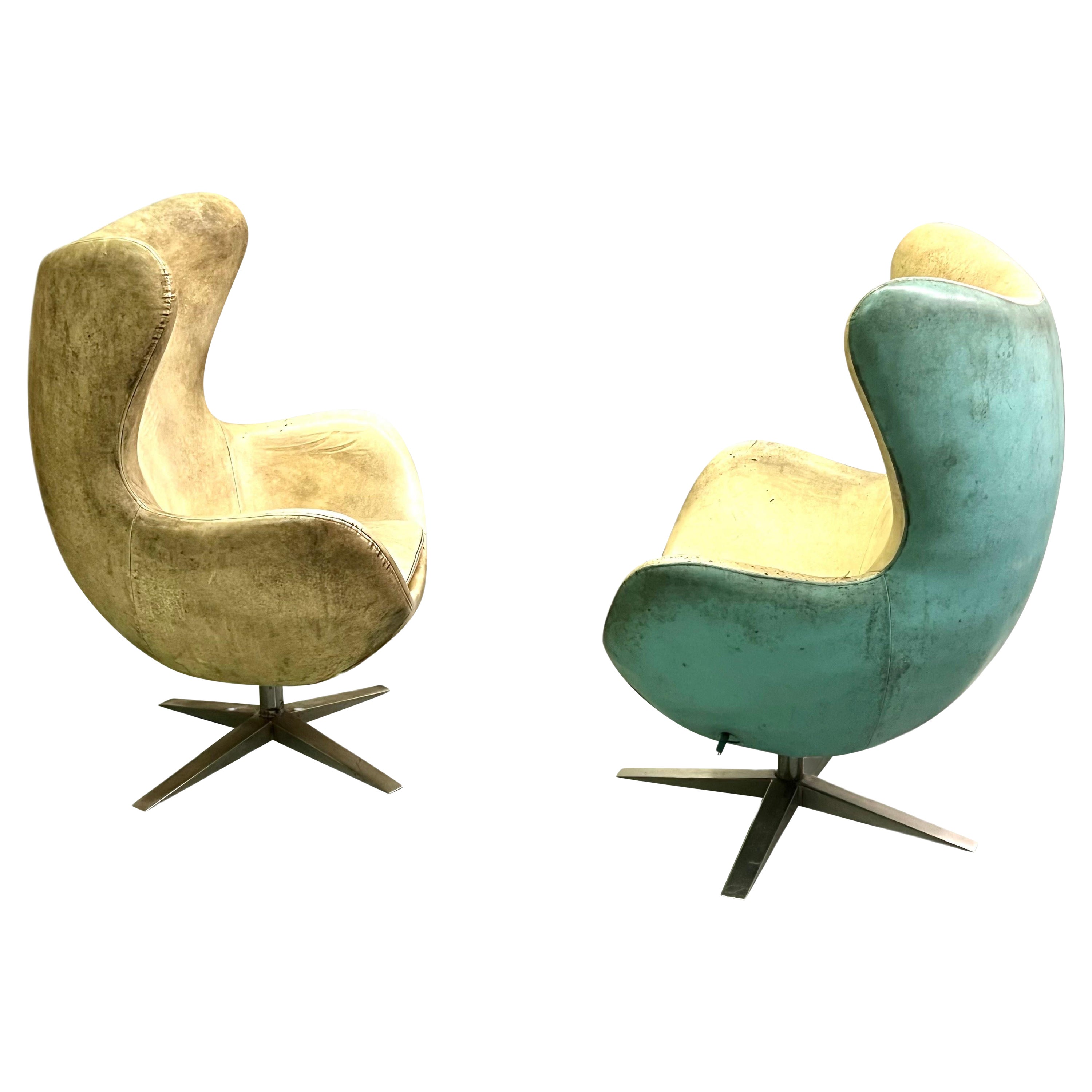 Early Model, Pair of Vintage Leather Danish Egg Chair, Arne Jacobsen, c. 1960 For Sale