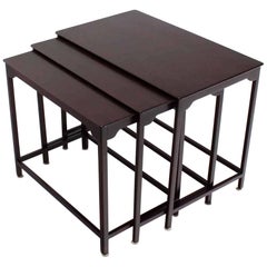 Ensemble de trois tables gigognes Dunbar